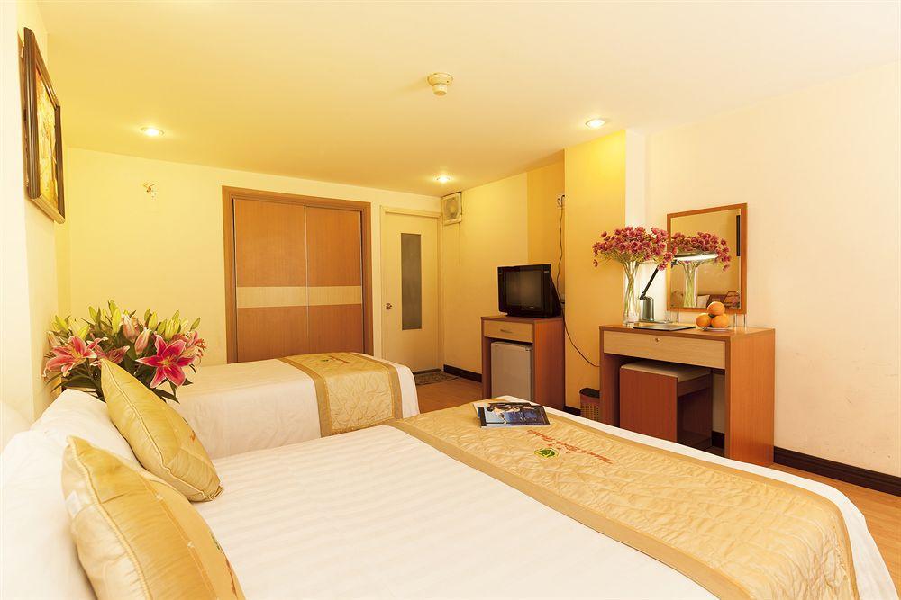 Ttc Hotel Deluxe Airport Ho Chi Minh City Exterior photo