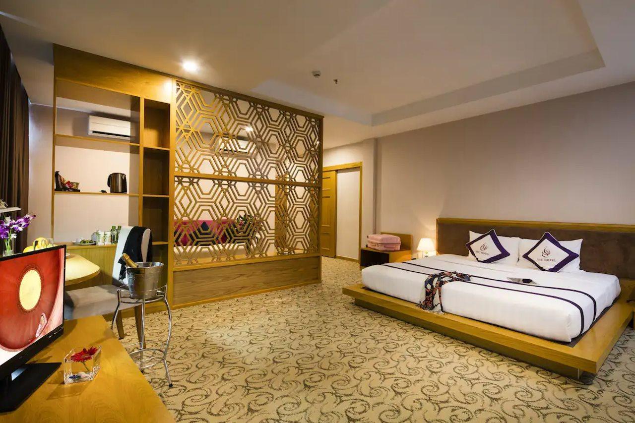 Ttc Hotel Deluxe Airport Ho Chi Minh City Exterior photo