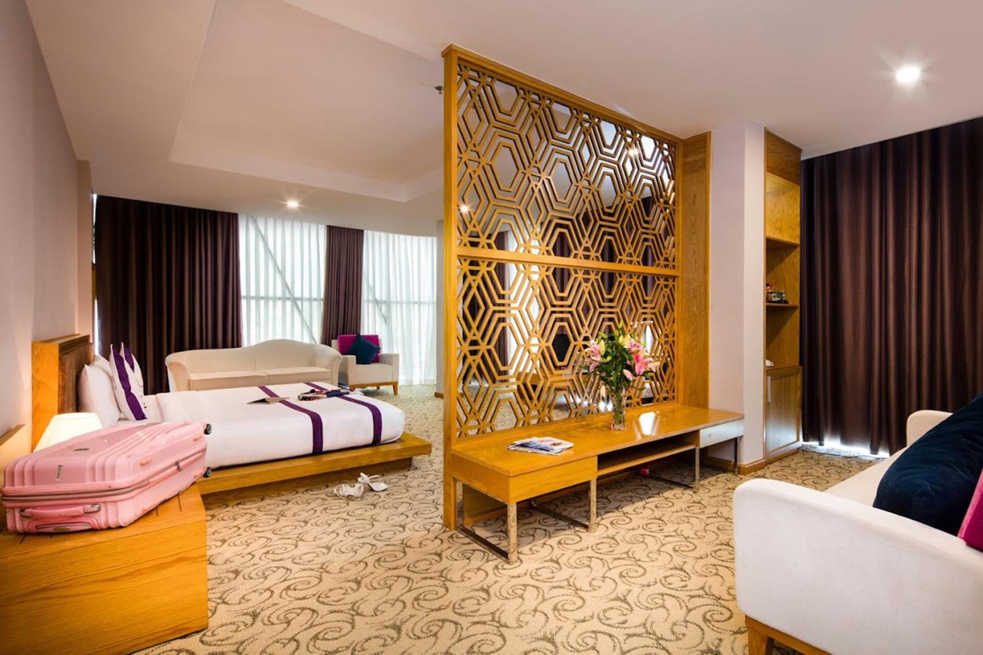 Ttc Hotel Deluxe Airport Ho Chi Minh City Exterior photo