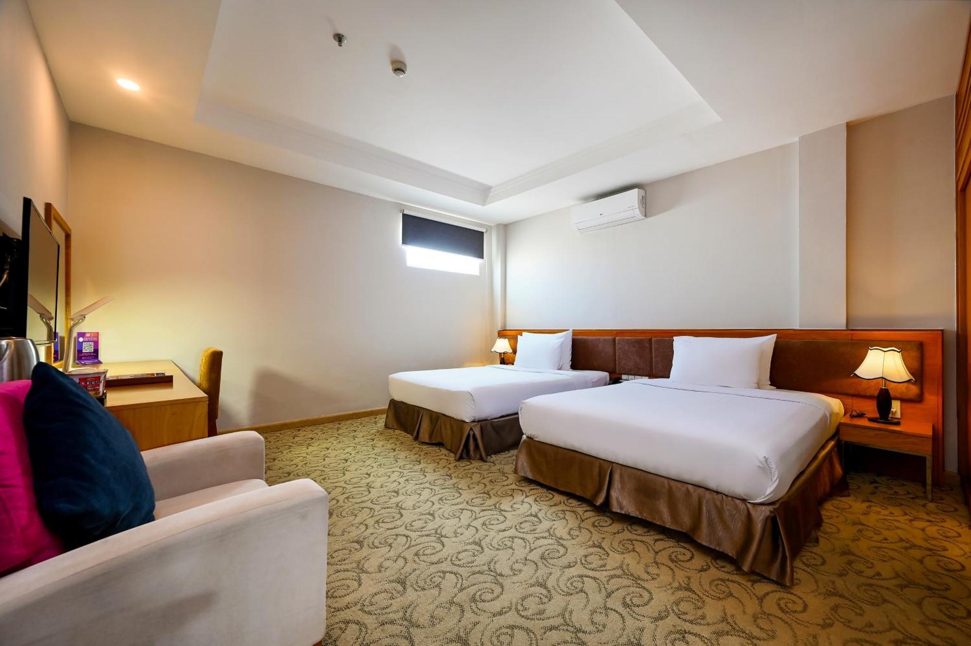 Ttc Hotel Deluxe Airport Ho Chi Minh City Exterior photo